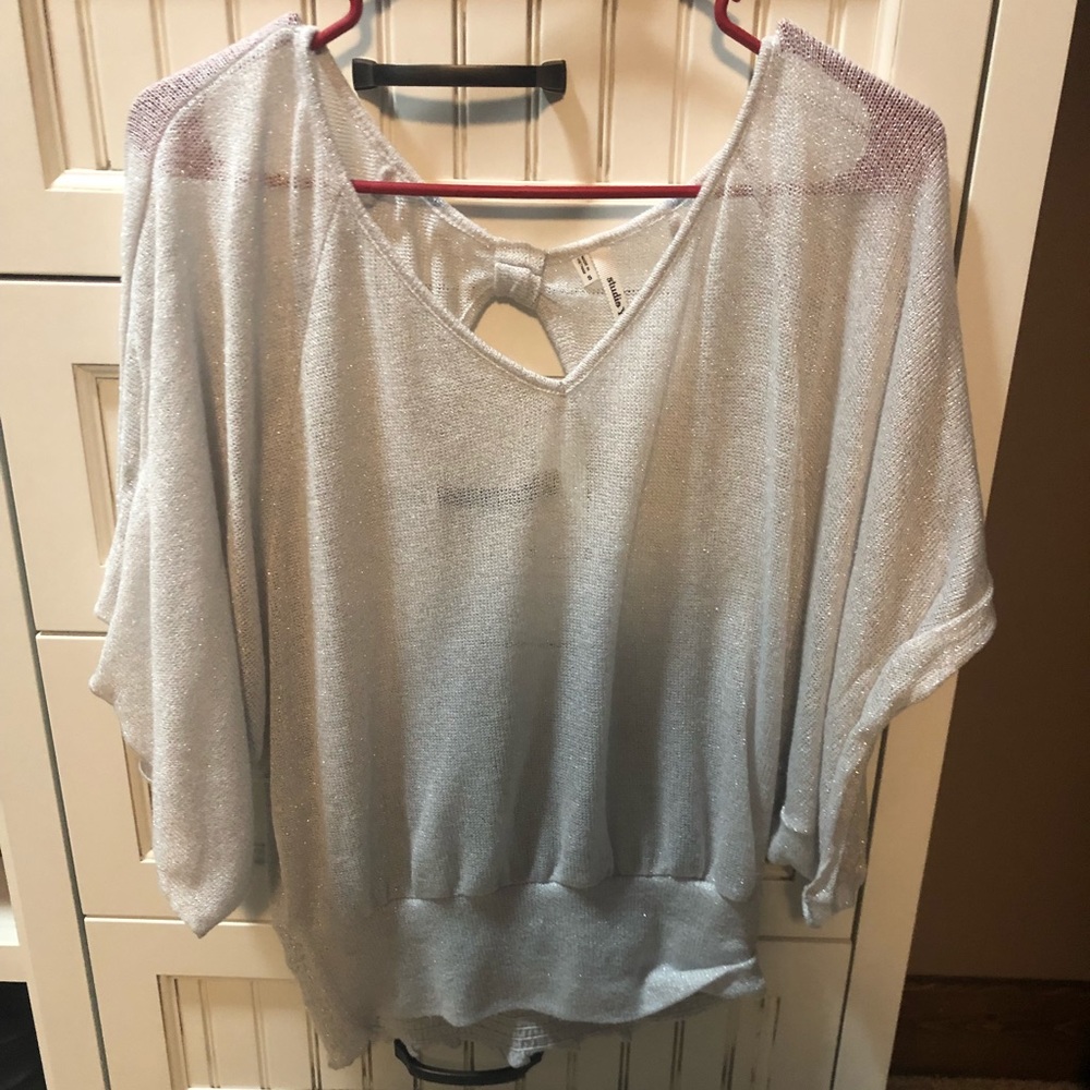 Open back top